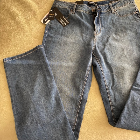 Jeans new with tag 10x32 - Picture 2 of 3